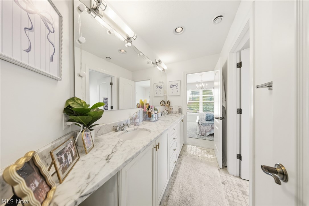 32461 Legacy Pointe Parkway Avon Lake OH 44012