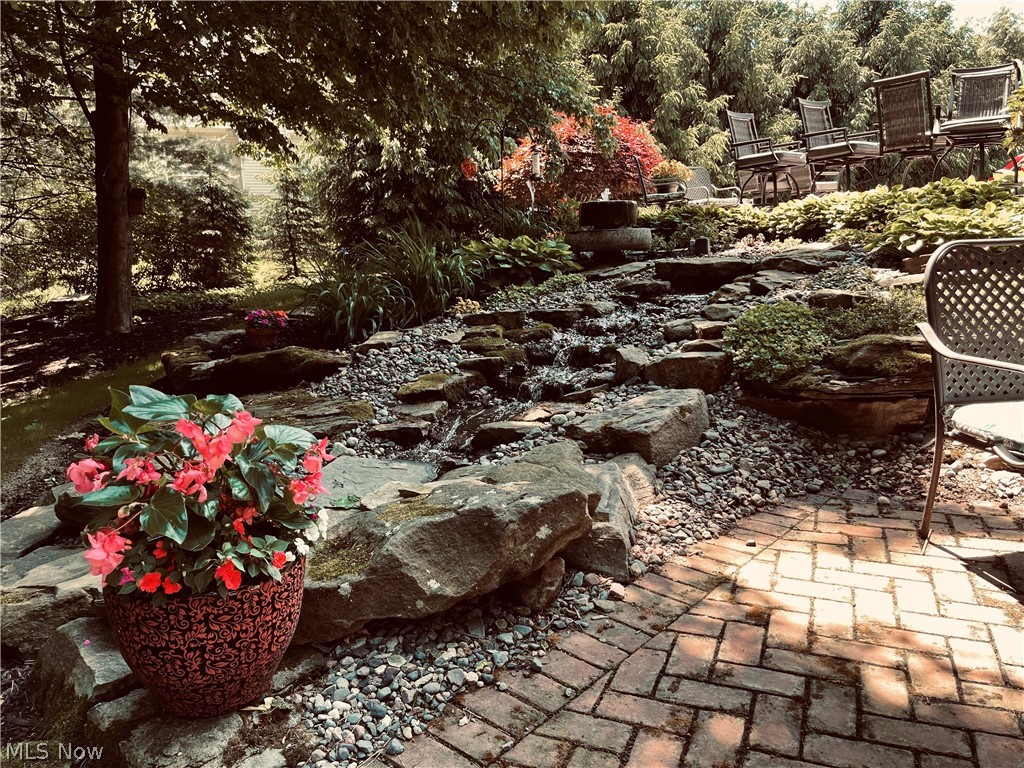 2142 Pearce Circle Salem OH 44460