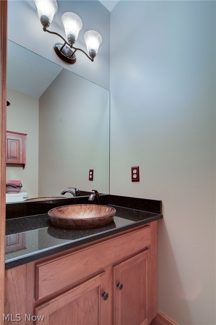 2142 Pearce Circle Salem OH 44460