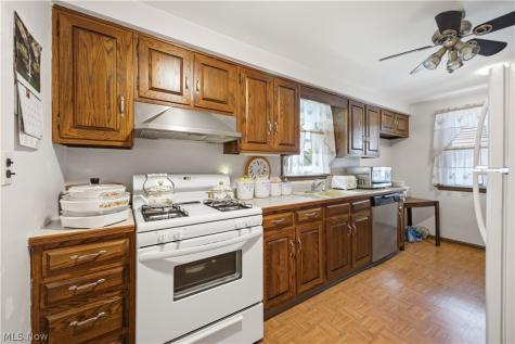 1428 Youll Street Niles OH 44446