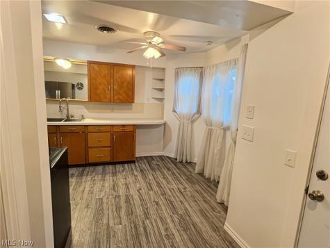 1105 Ridge Road NW Canton OH 44703