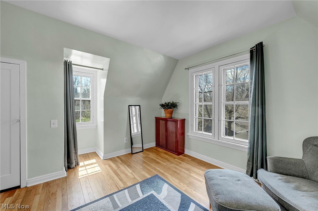 1284 Overlook Road Lakewood OH 44107