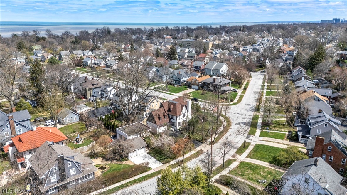 1284 Overlook Road Lakewood OH 44107