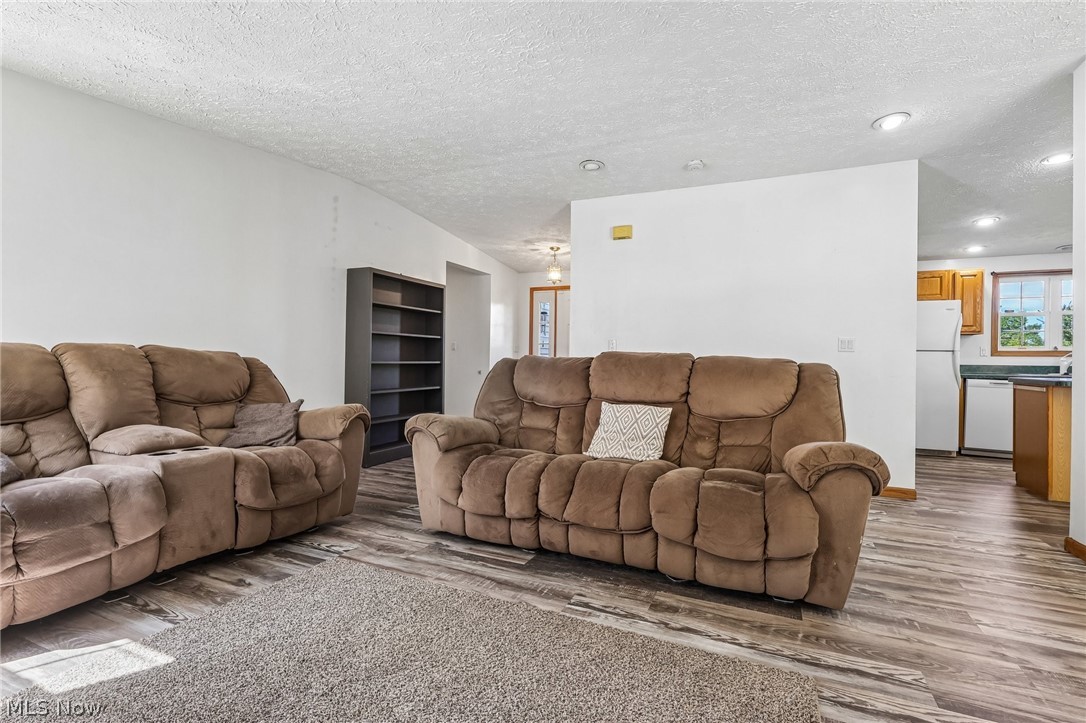 15545 Windmill Point Road Huntsburg OH 44046