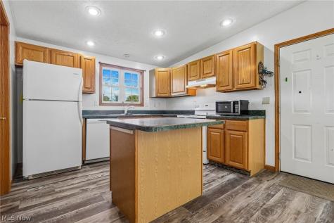 15545 Windmill Point Road Huntsburg OH 44046