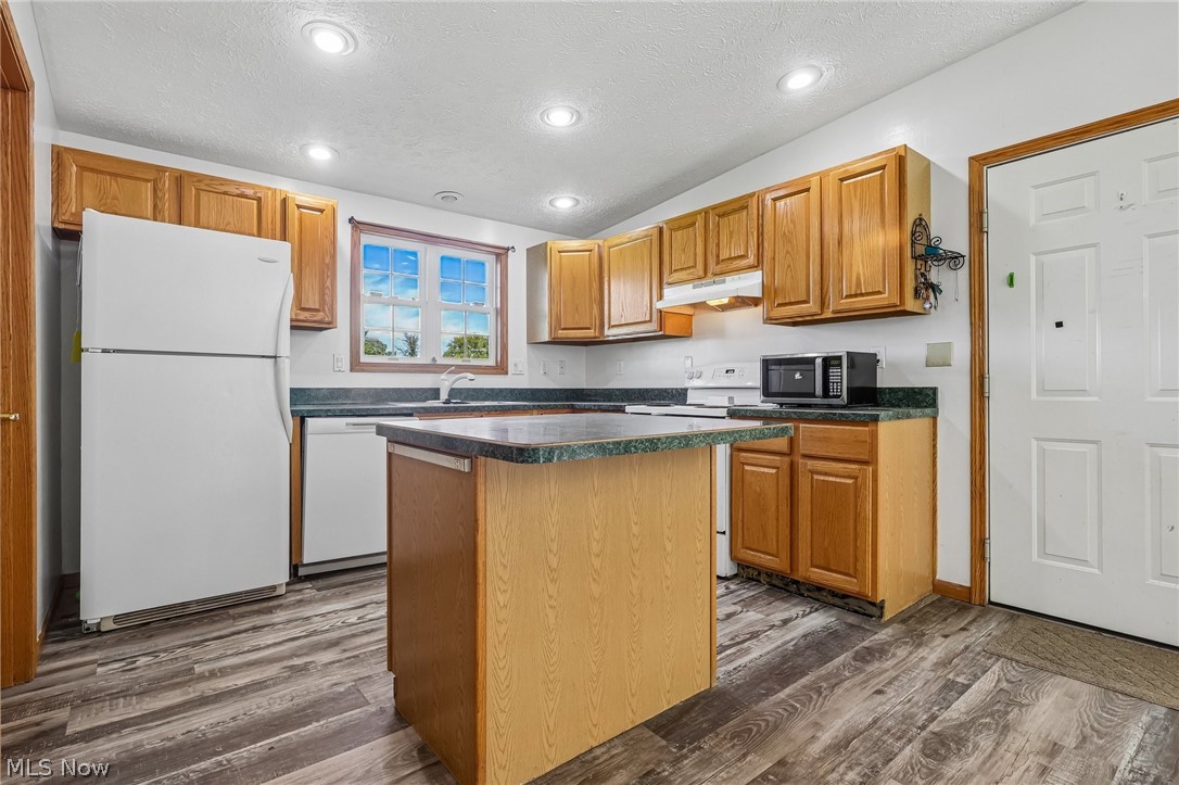 15545 Windmill Point Road Huntsburg OH 44046