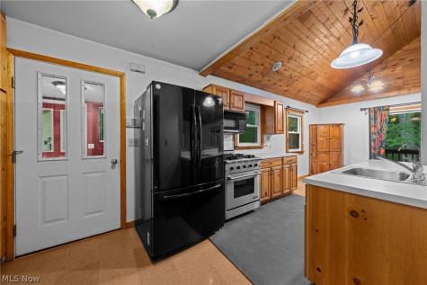 9249 Gilbert Road Ravenna OH 44266