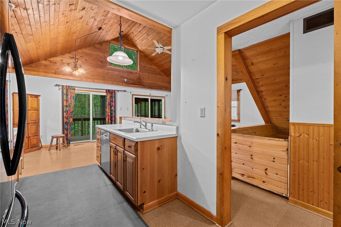 9249 Gilbert Road Ravenna OH 44266