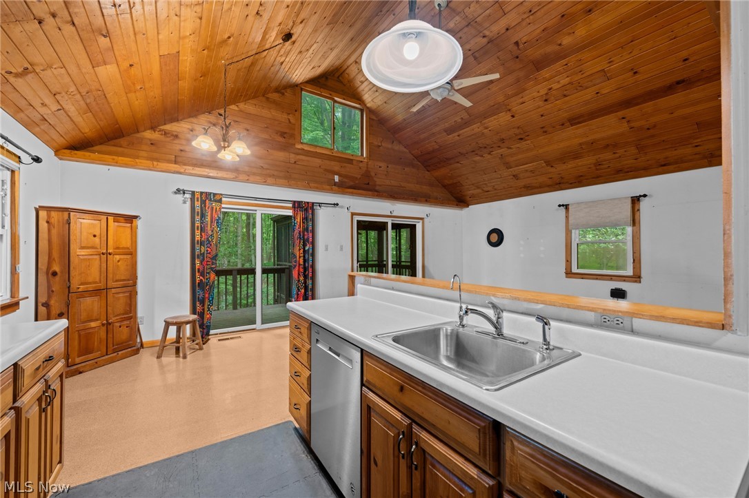 9249 Gilbert Road Ravenna OH 44266