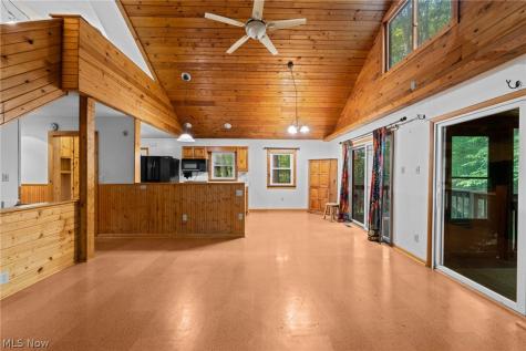 9249 Gilbert Road Ravenna OH 44266