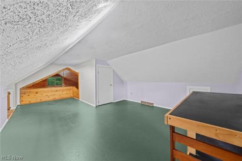 9249 Gilbert Road Ravenna OH 44266