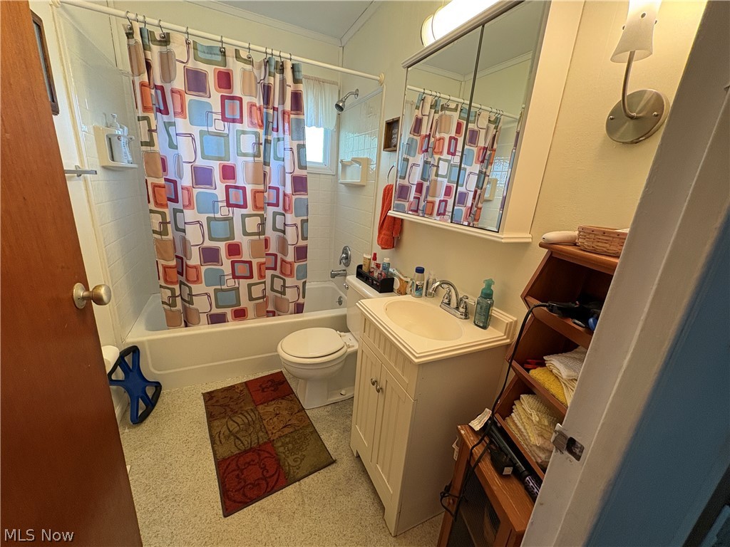 400 Cambridge Drive Woodsfield OH 43793