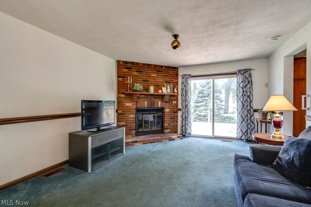1135 Henn Hyde Road NE Warren OH 44484