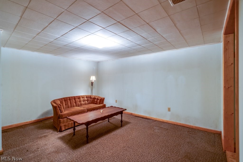 1135 Henn Hyde Road NE Warren OH 44484