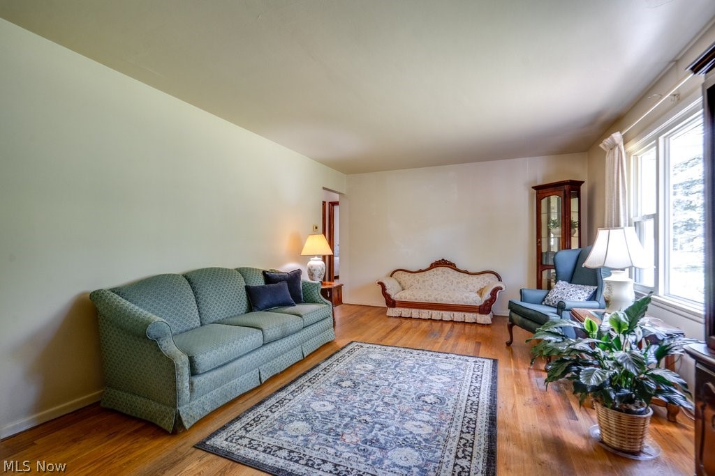 1135 Henn Hyde Road NE Warren OH 44484
