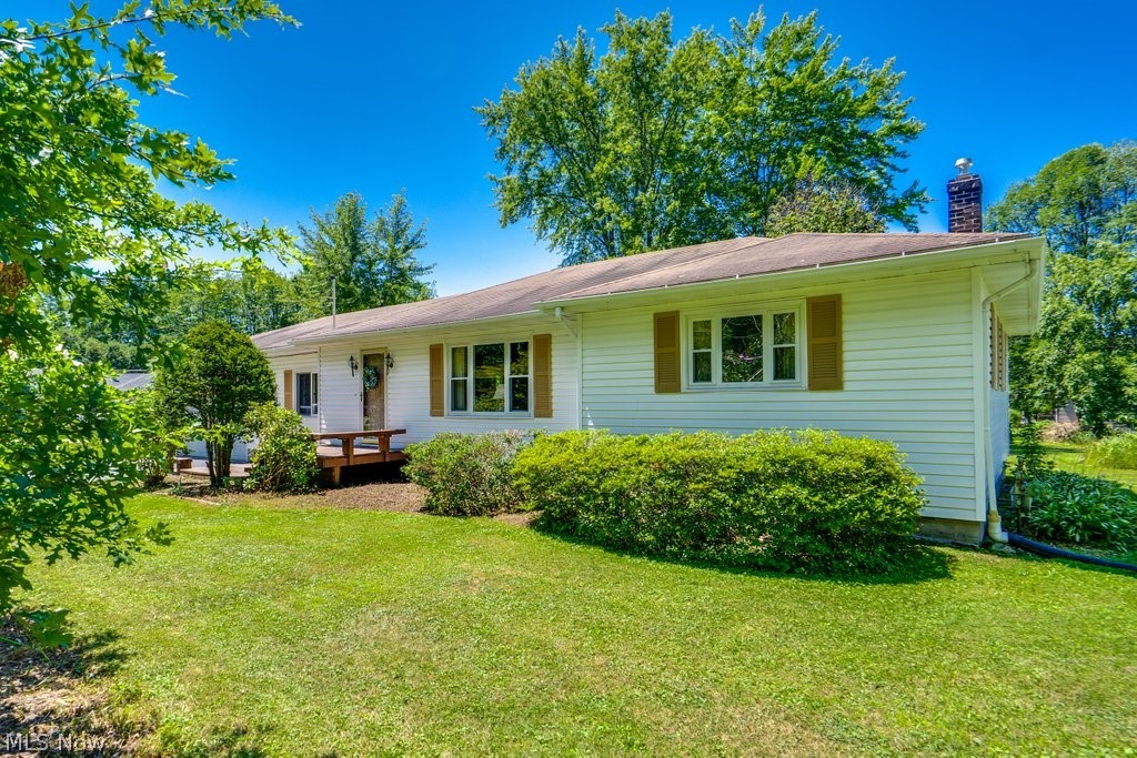 1135 Henn Hyde Road NE Warren OH 44484