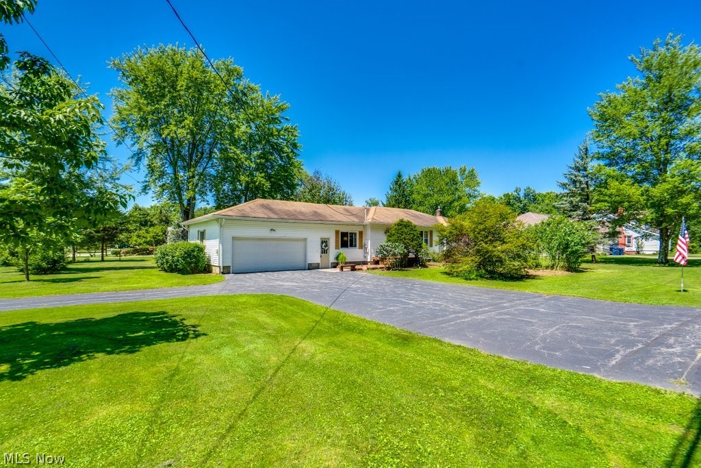 1135 Henn Hyde Road NE Warren OH 44484