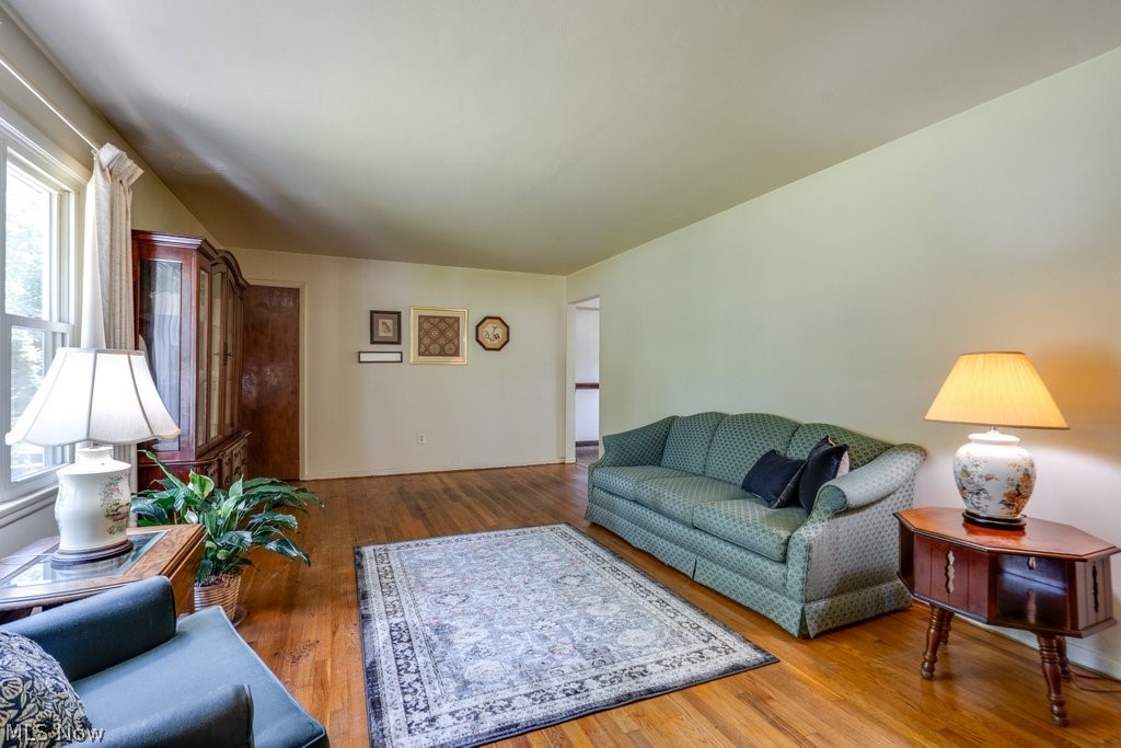 1135 Henn Hyde Road NE Warren OH 44484