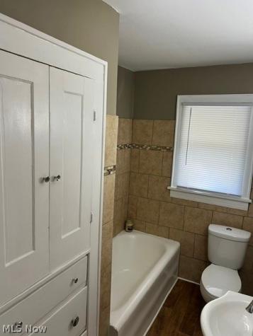 565 Eva Avenue Akron OH 44301