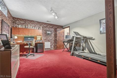 4756 Fox Run Drive Stow OH 44224