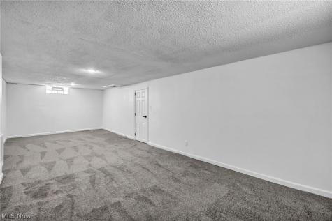 16306 Clearview Avenue Cleveland OH 44128