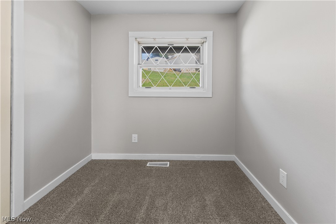 17 Sunset Drive Martins Ferry OH 43935