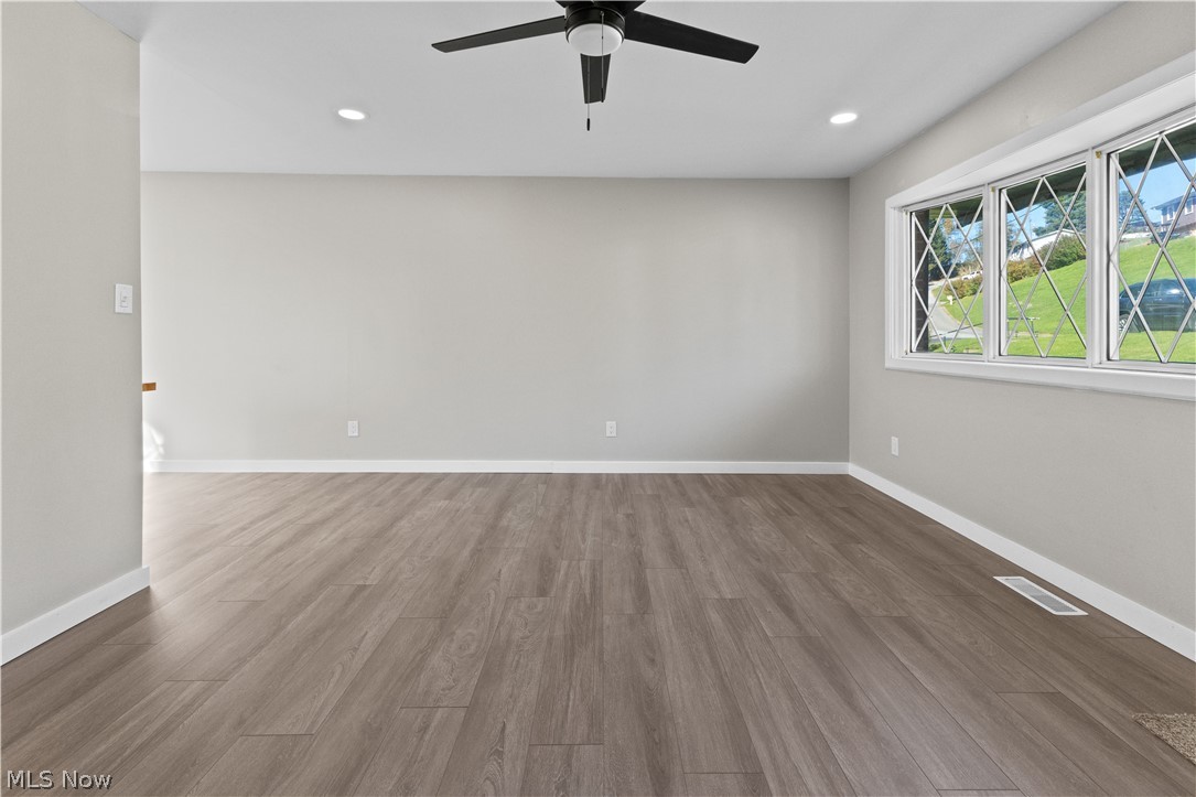 17 Sunset Drive Martins Ferry OH 43935