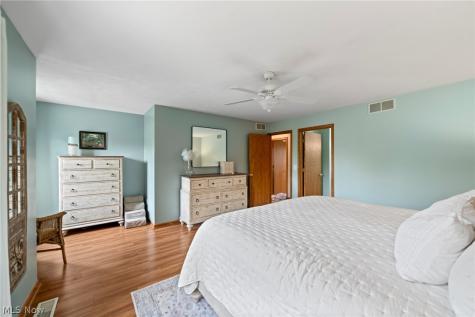 114 Shawnee Circle Louisville OH 44641