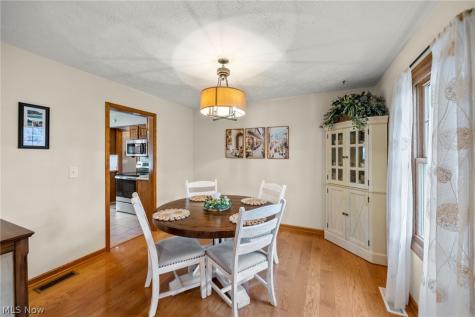 114 Shawnee Circle Louisville OH 44641