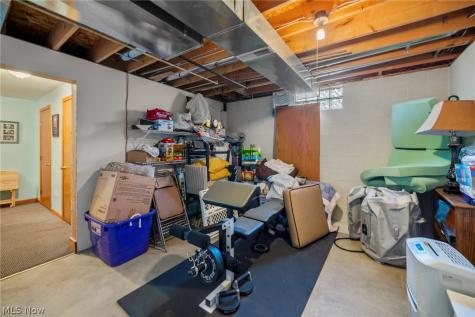 114 Shawnee Circle Louisville OH 44641