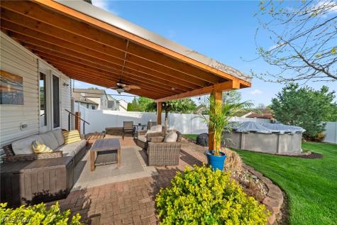 114 Shawnee Circle Louisville OH 44641