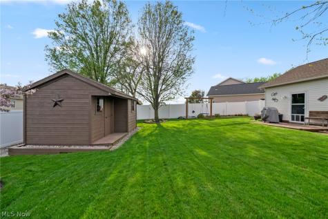 114 Shawnee Circle Louisville OH 44641