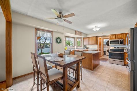 114 Shawnee Circle Louisville OH 44641
