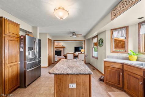114 Shawnee Circle Louisville OH 44641