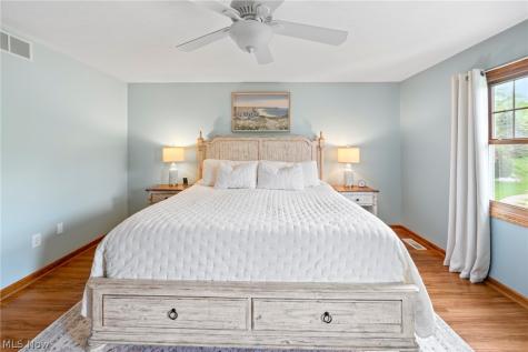 114 Shawnee Circle Louisville OH 44641