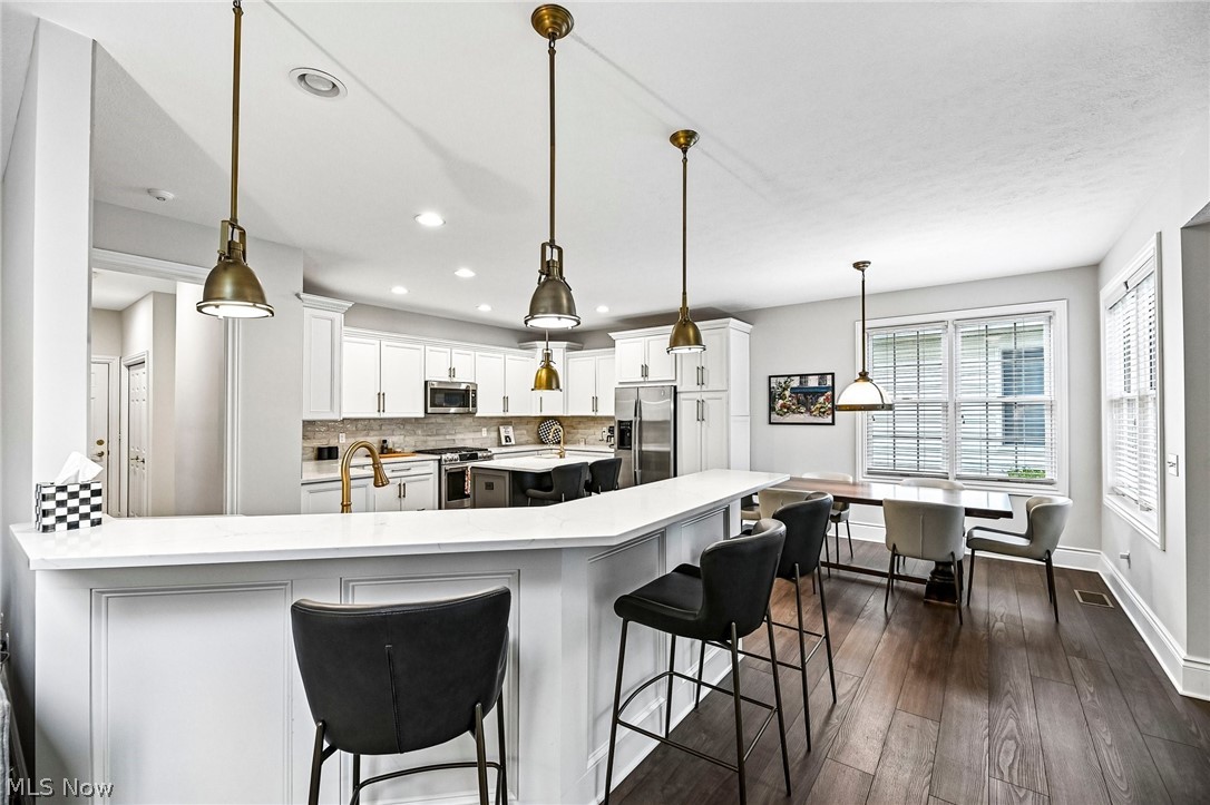 353 Founders Circle Avon Lake OH 44012