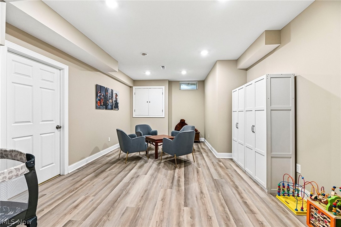 353 Founders Circle Avon Lake OH 44012