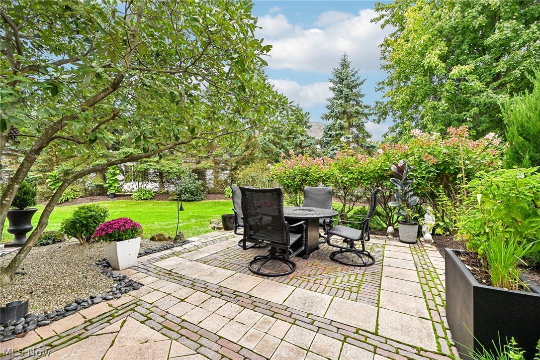 353 Founders Circle Avon Lake OH 44012