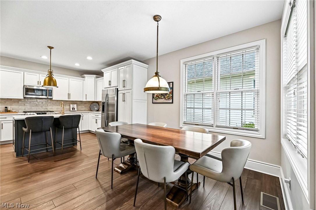 353 Founders Circle Avon Lake OH 44012