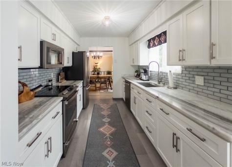 3466 Clover Drive Brunswick OH 44212
