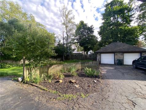 88 E Streetsboro Street Hudson OH 44236