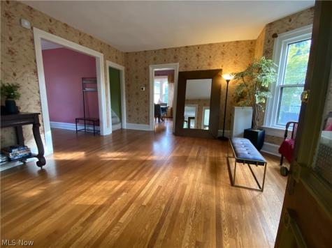 88 E Streetsboro Street Hudson OH 44236