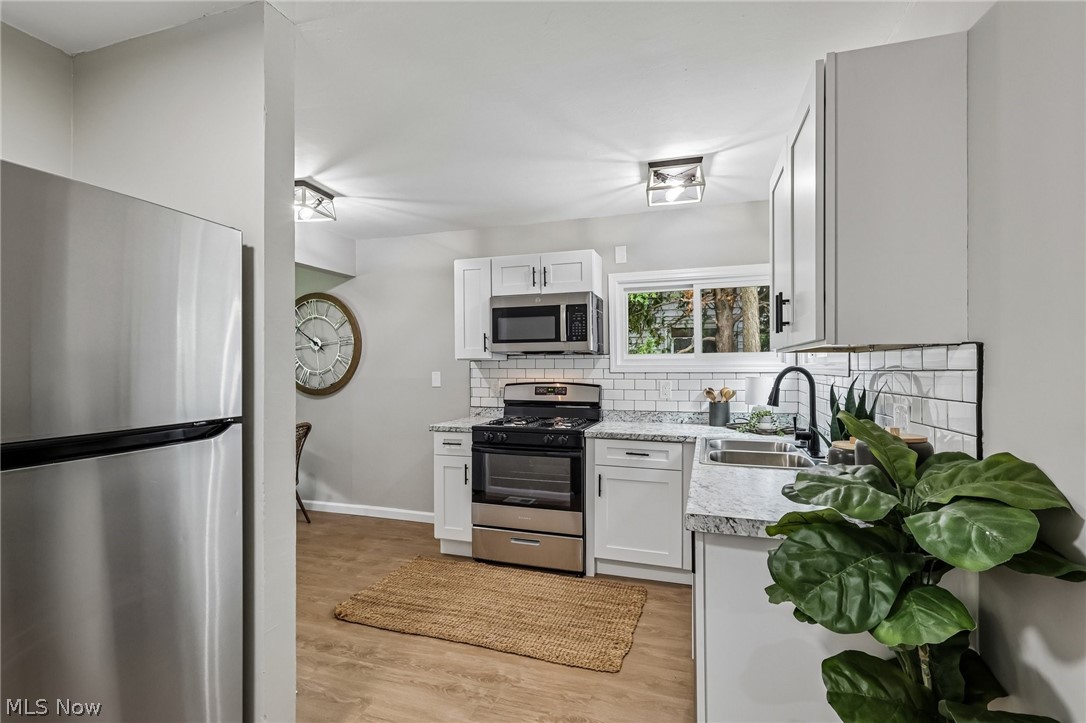 1562 Denison Avenue NW Warren OH 44485