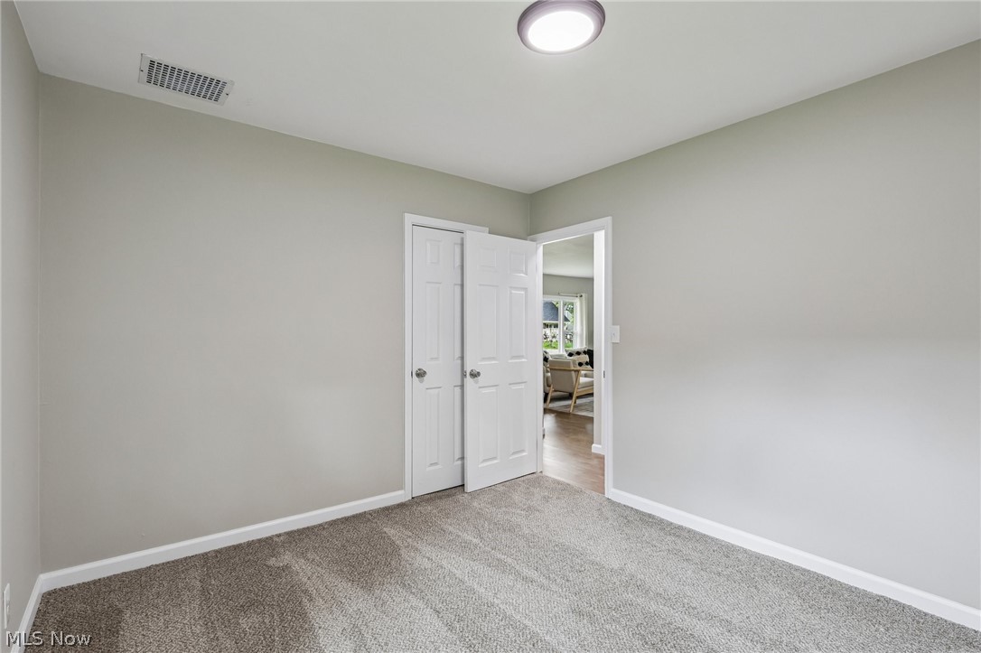 1562 Denison Avenue NW Warren OH 44485