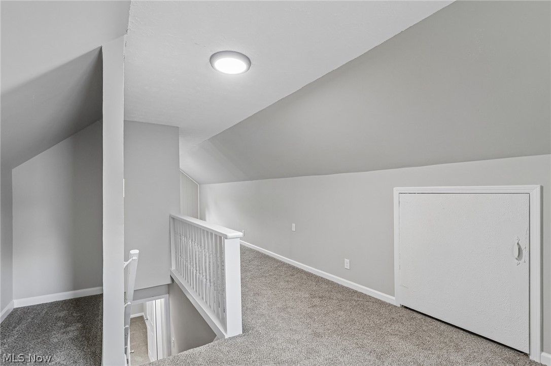 1562 Denison Avenue NW Warren OH 44485