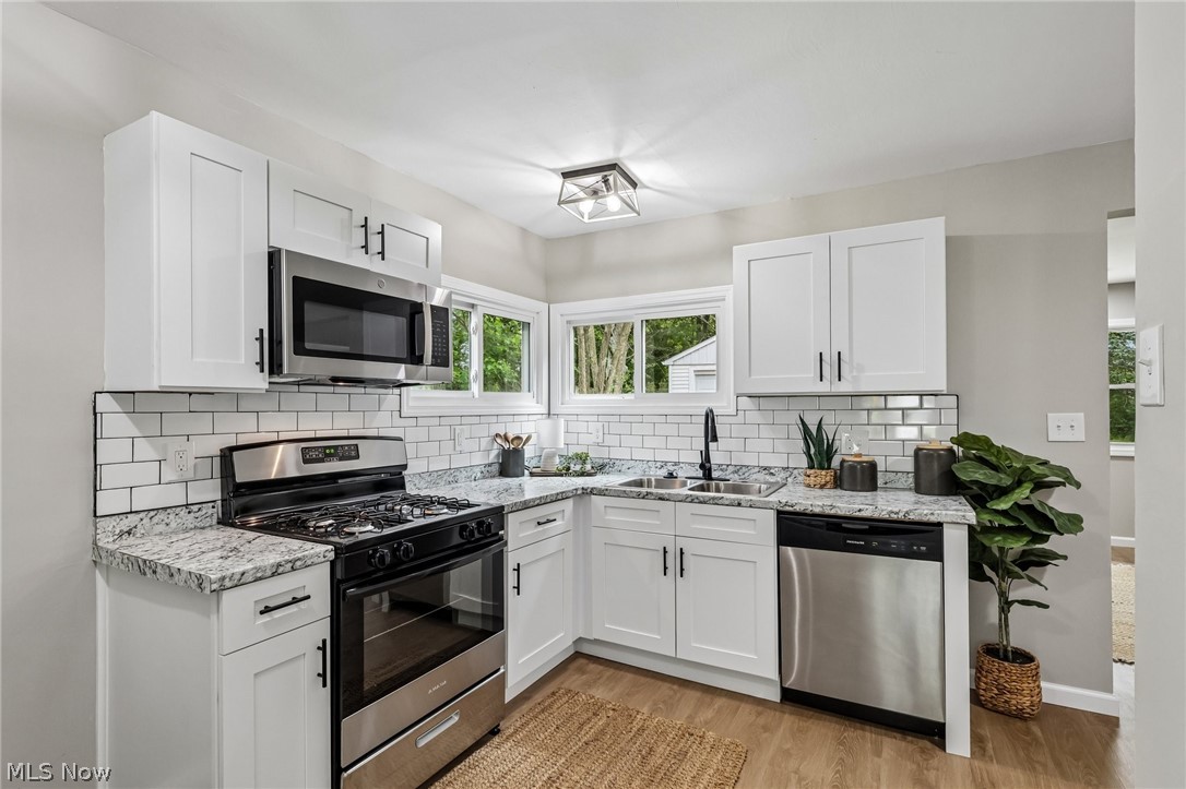 1562 Denison Avenue NW Warren OH 44485