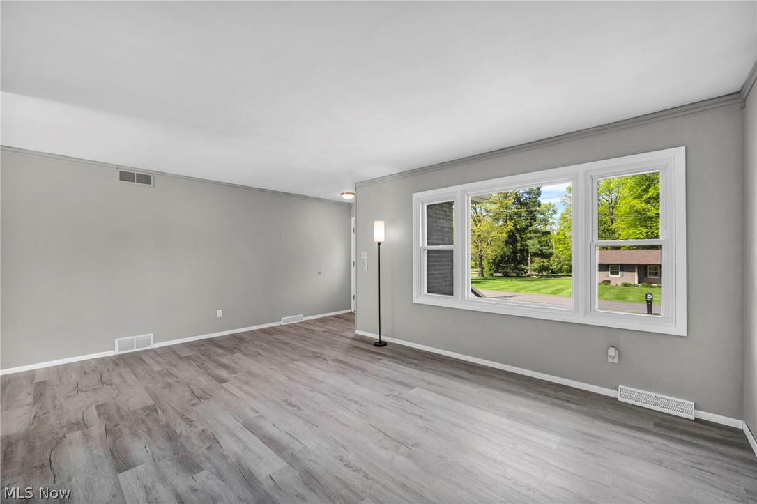 1543 Lindakay Drive Akron OH 44312