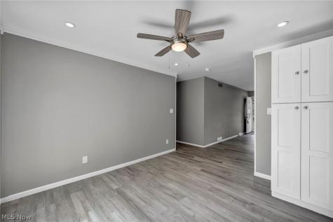 1543 Lindakay Drive Akron OH 44312