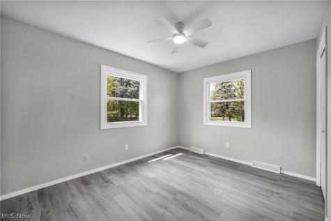 1543 Lindakay Drive Akron OH 44312