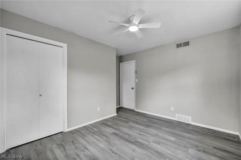 1543 Lindakay Drive Akron OH 44312